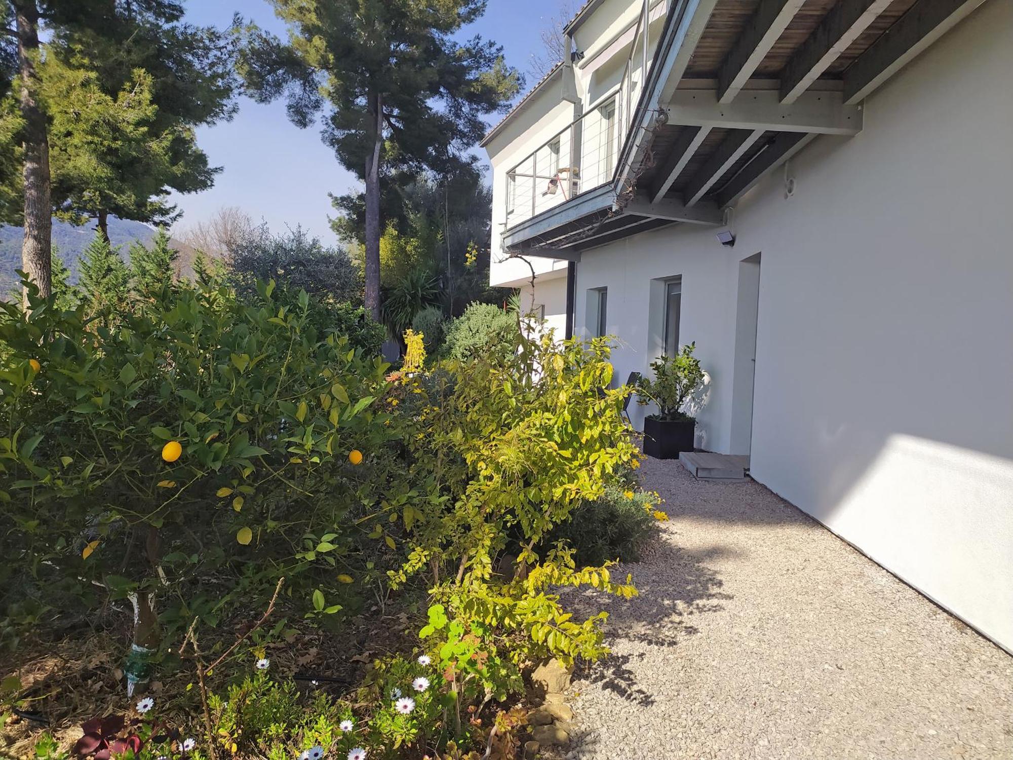 456 Chemin De La Pinede Lägenhet Menton Exteriör bild
