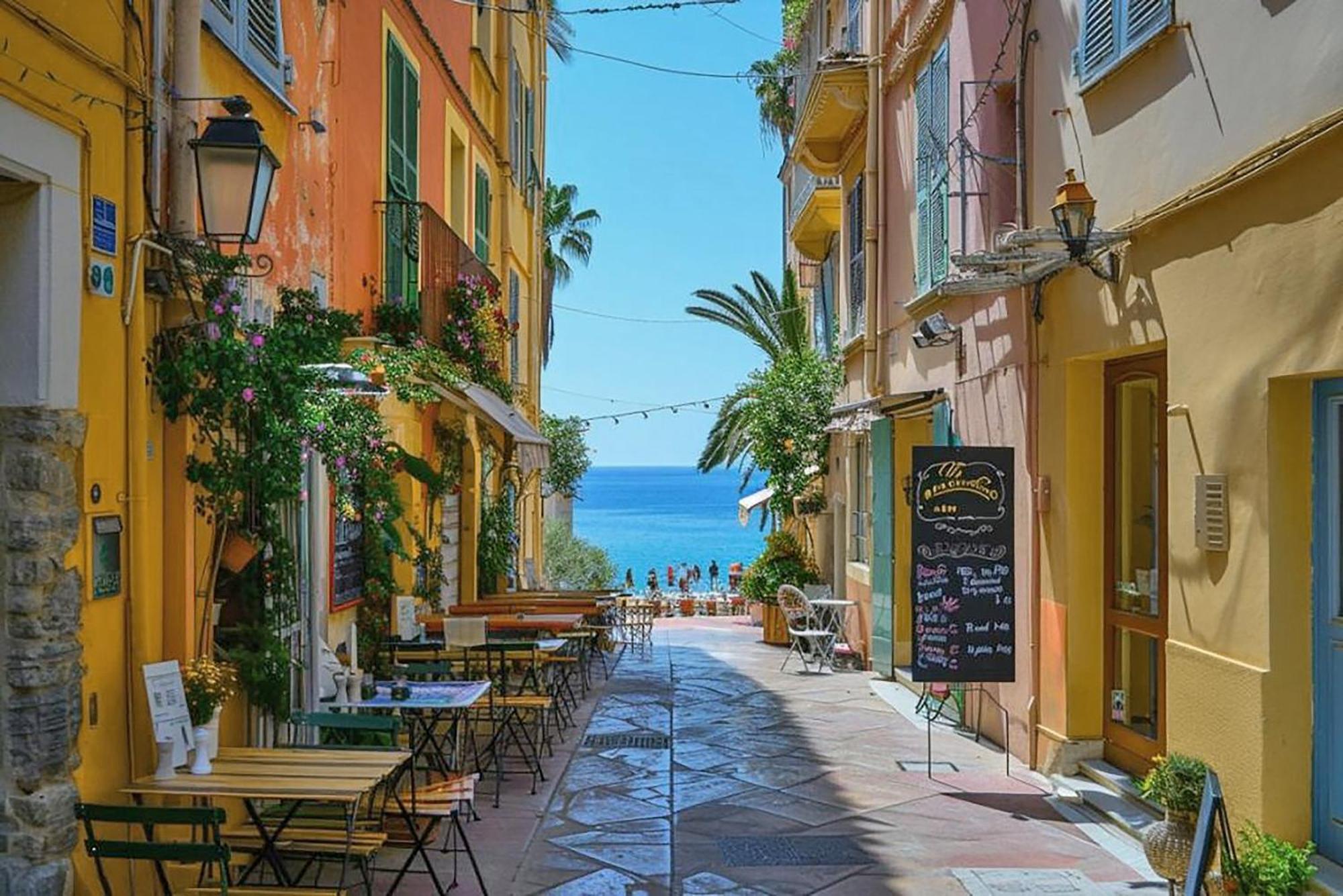 456 Chemin De La Pinede Lägenhet Menton Exteriör bild
